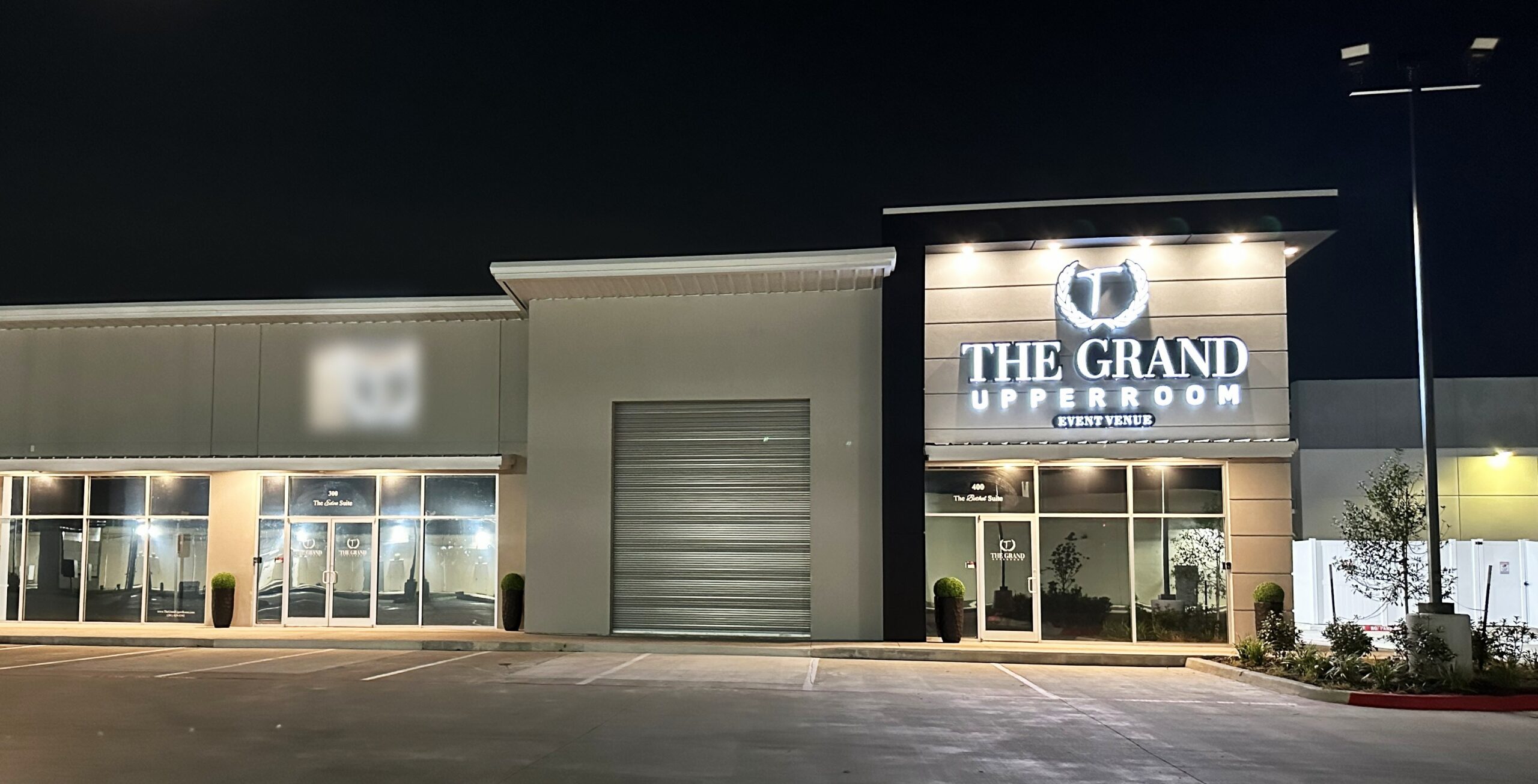 The Grand UpperRoom - Exterior